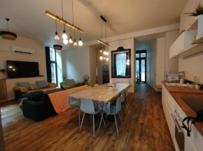 Appartement 4 chambres avec terrasse Eaux-Bonnes